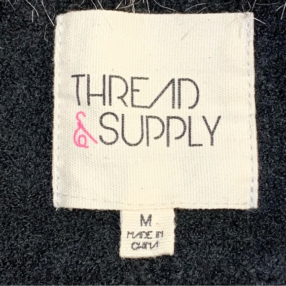 Thread & Supply~Womens Southwestern Print Faux Fur Collared Wool Blend Vest~Sz M - Picture 14 of 16